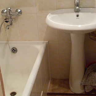 Укладка плитки, замена сантехники